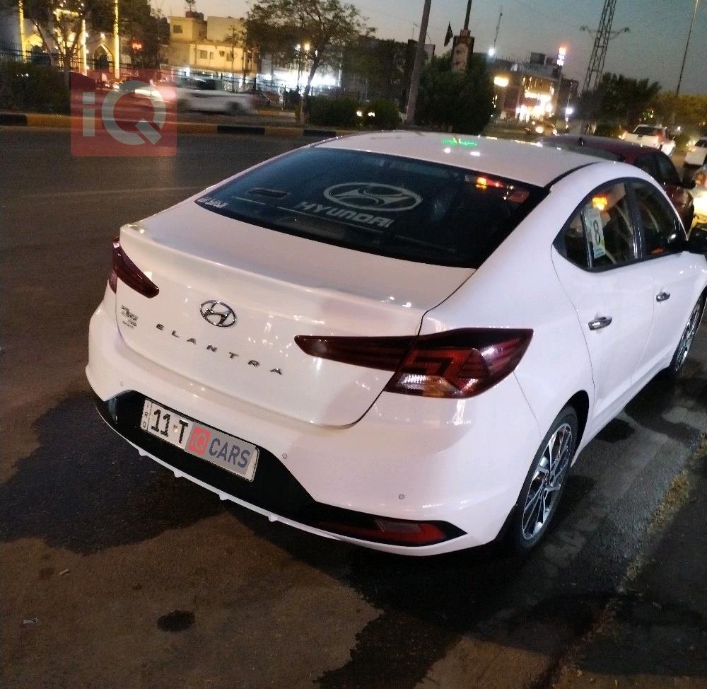 هيونداي النترا